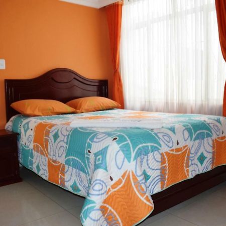 Hotel Londres Pasto Buitenkant foto